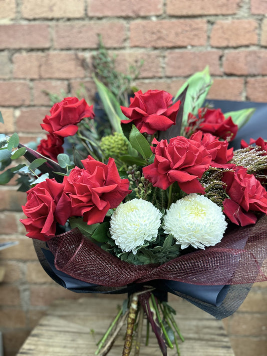 Dancing in Red – Bouquet
