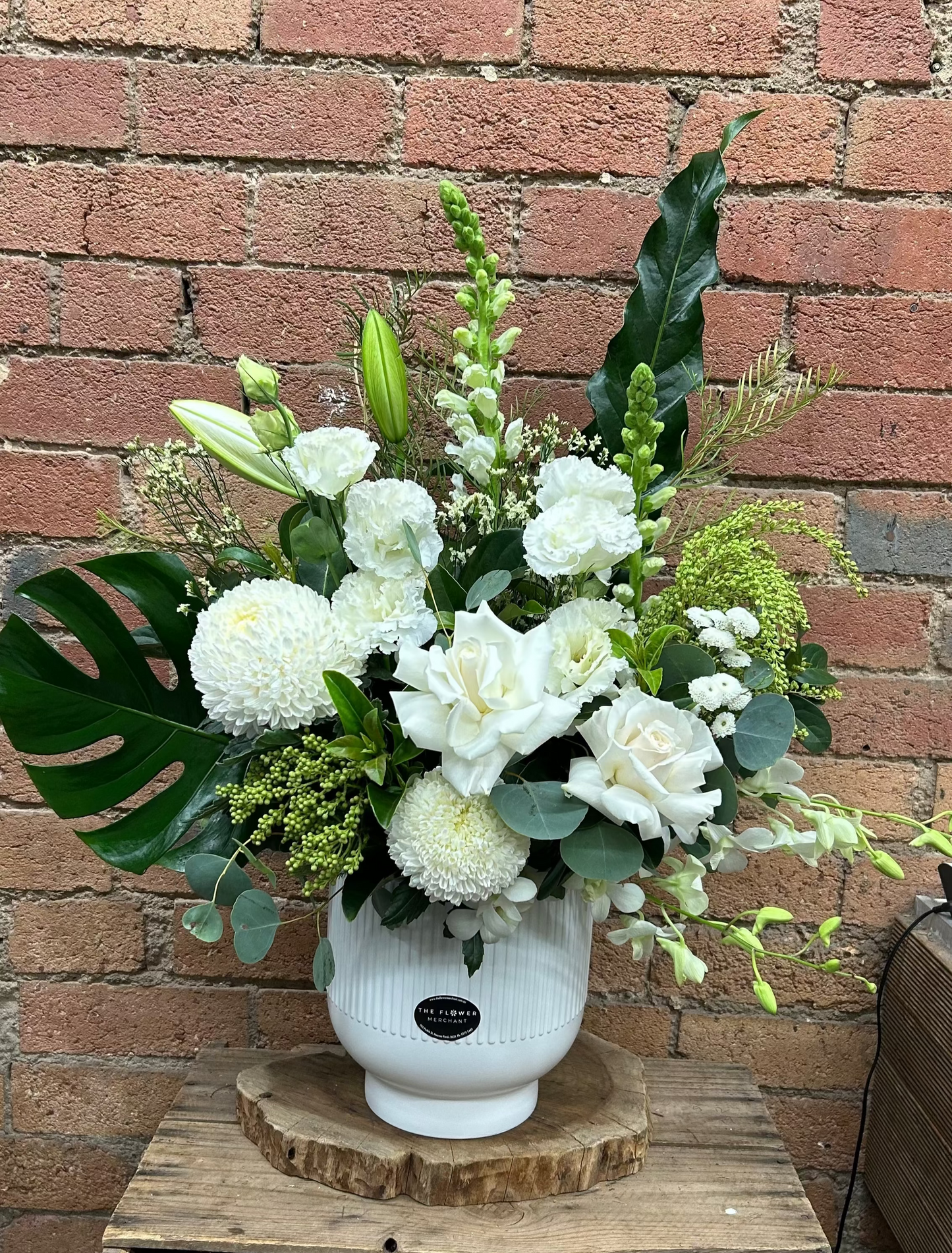 Vivid White - Ceramic Vase